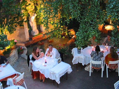 Patio restaurant Le Languedoc